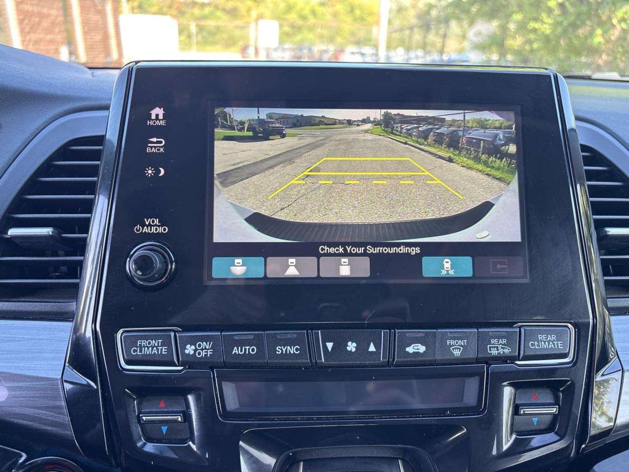 2023 Honda Odyssey Touring FULLY LOADED Photo