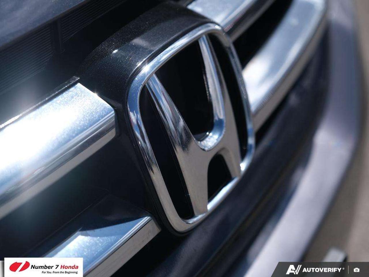 2017 Honda Odyssey EX-L with Rear Entertainment System Photo