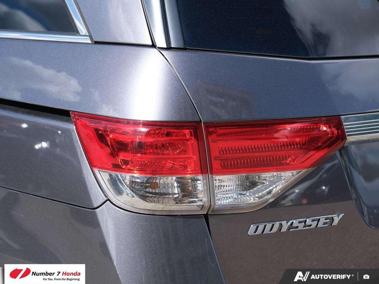 2017 Honda Odyssey EX-L with Rear Entertainment System Photo