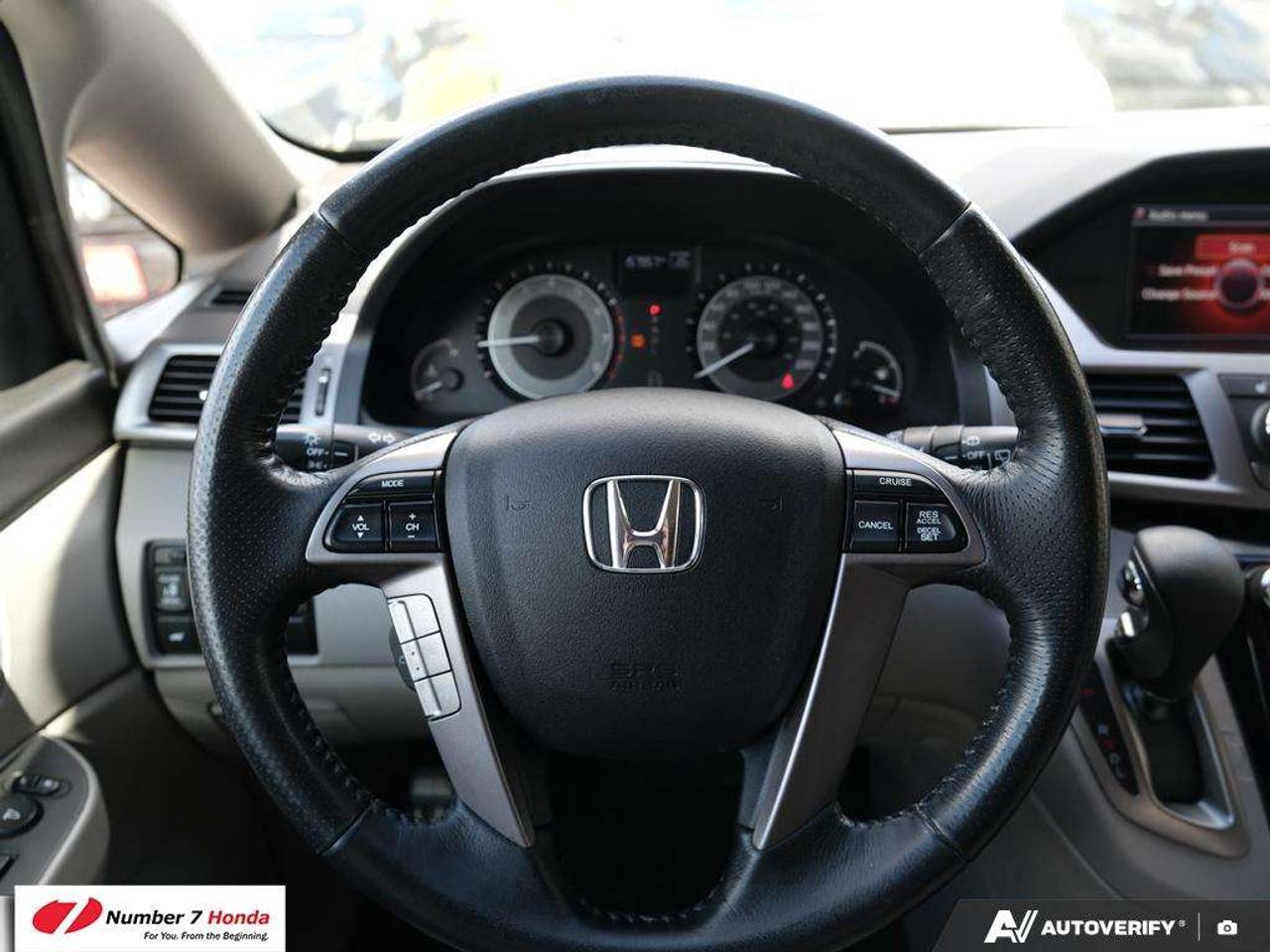 2017 Honda Odyssey EX-L with Rear Entertainment System Photo