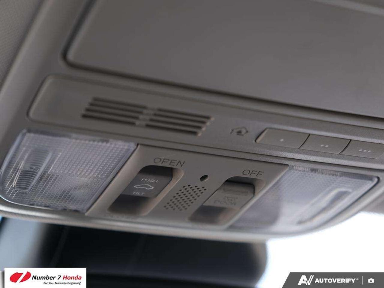 2017 Honda Odyssey EX-L with Rear Entertainment System Photo