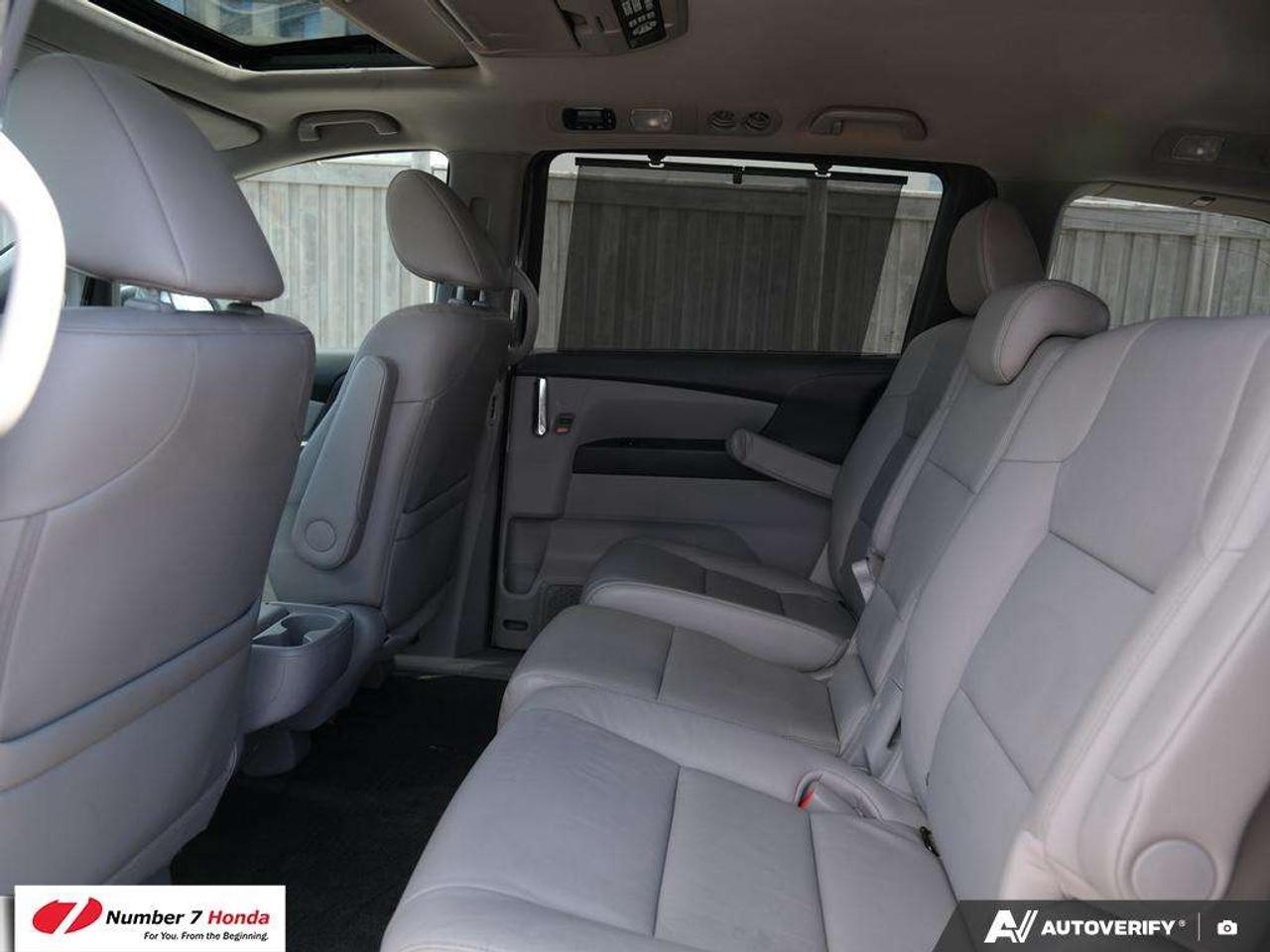 2017 Honda Odyssey EX-L with Rear Entertainment System Photo