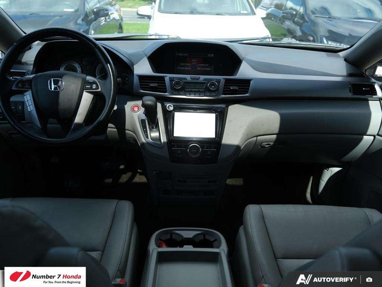 2017 Honda Odyssey EX-L with Rear Entertainment System Photo