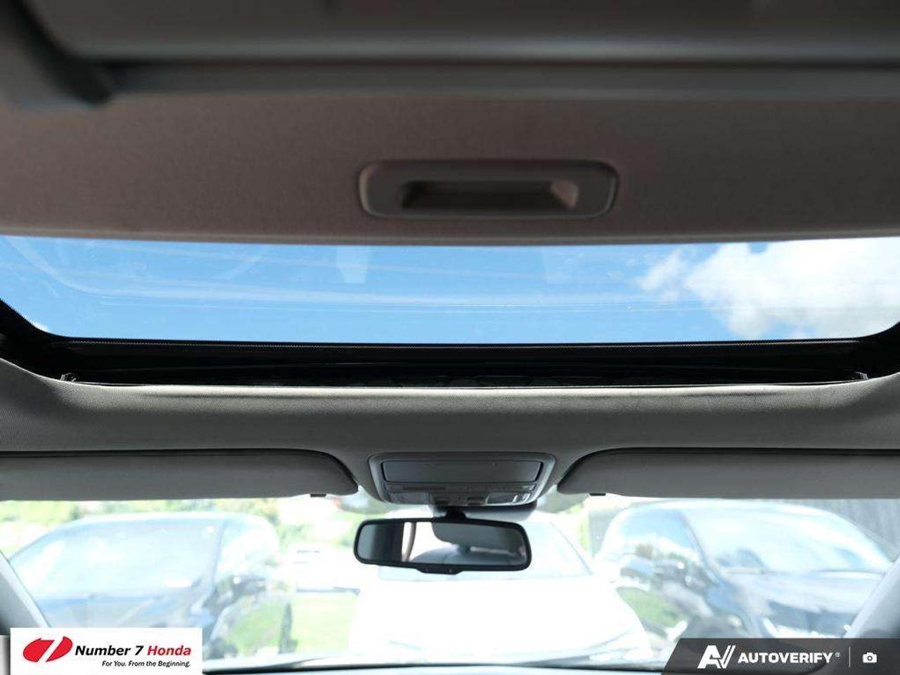 2017 Honda Odyssey EX-L with Rear Entertainment System Photo