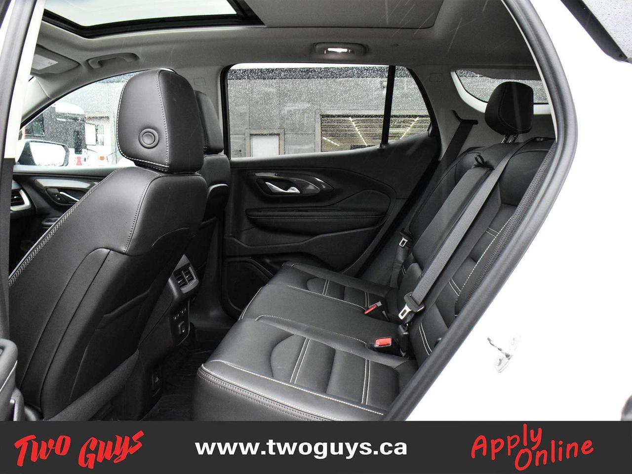 2024 GMC Terrain Denali AWD   Premium Pkg   Panoroof   Nav   Leathe Photo