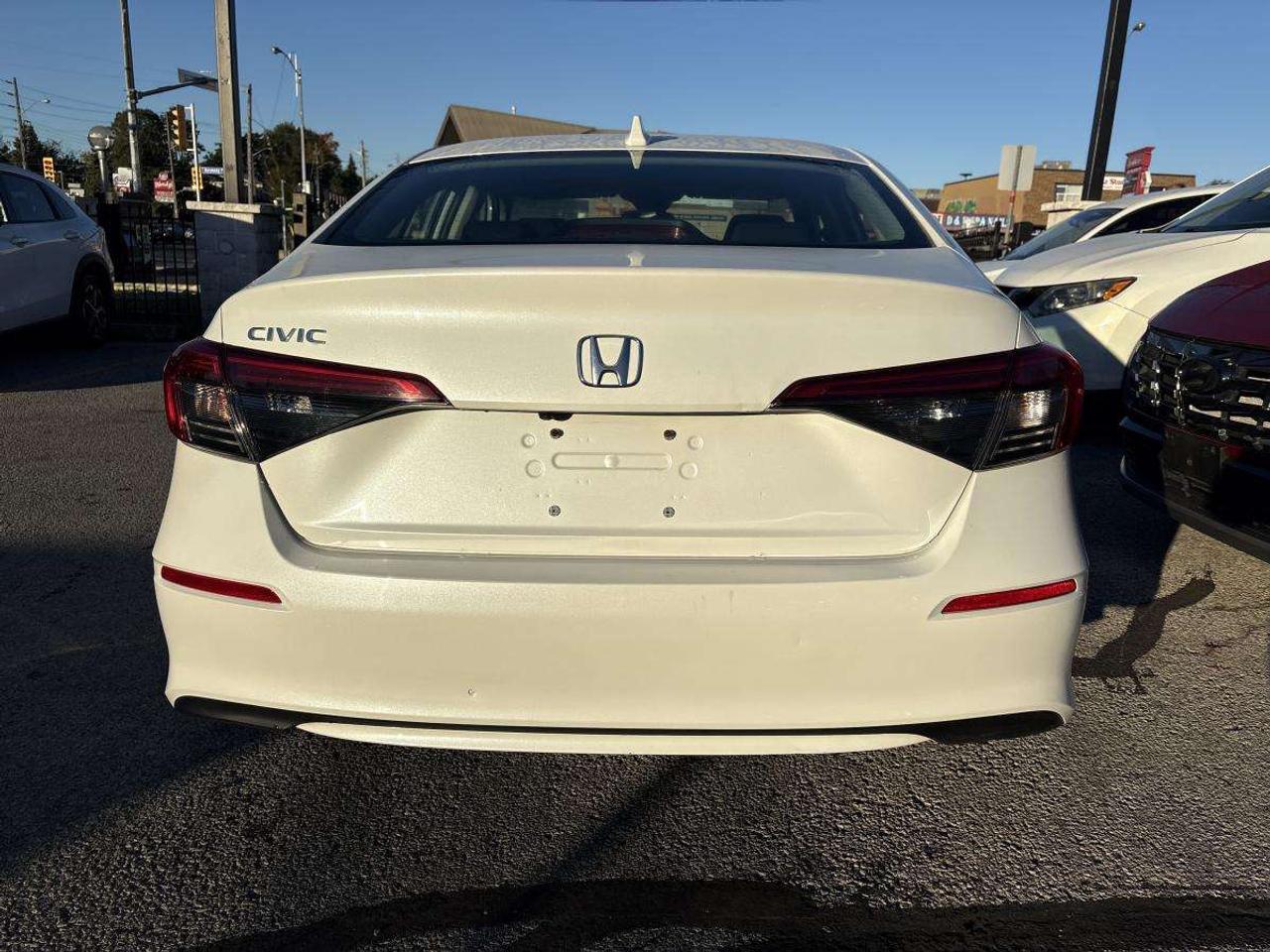 2022 Honda Civic LX Photo2