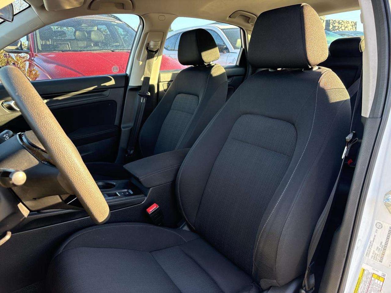 2022 Honda Civic LX Photo