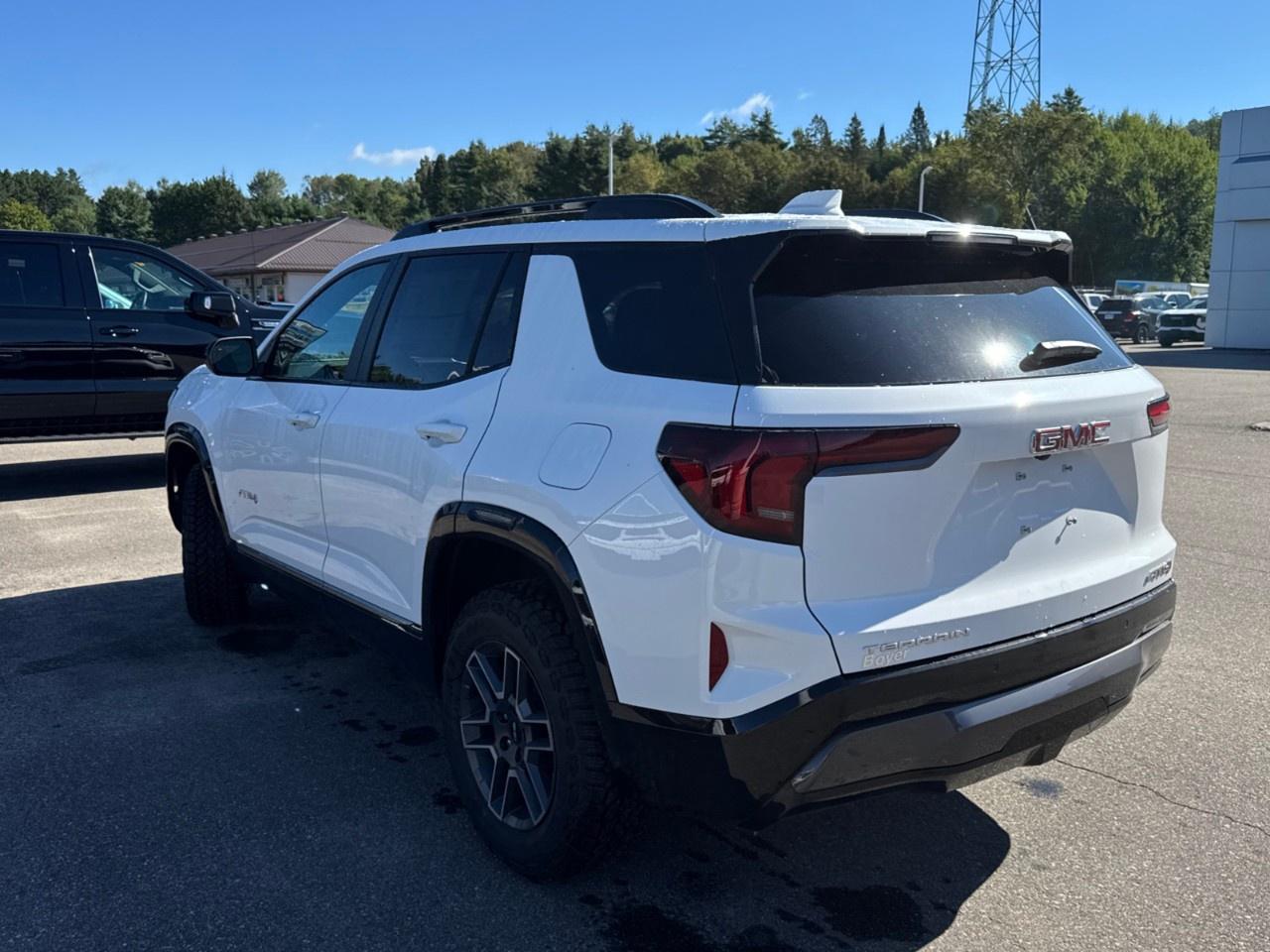 2027 GMC Terrain AWD AT4 Photo