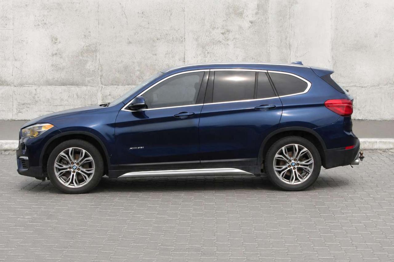 2017 BMW X1 Xdrive28i  Gps Moonroof ReverseCamera HtdSeats Photo