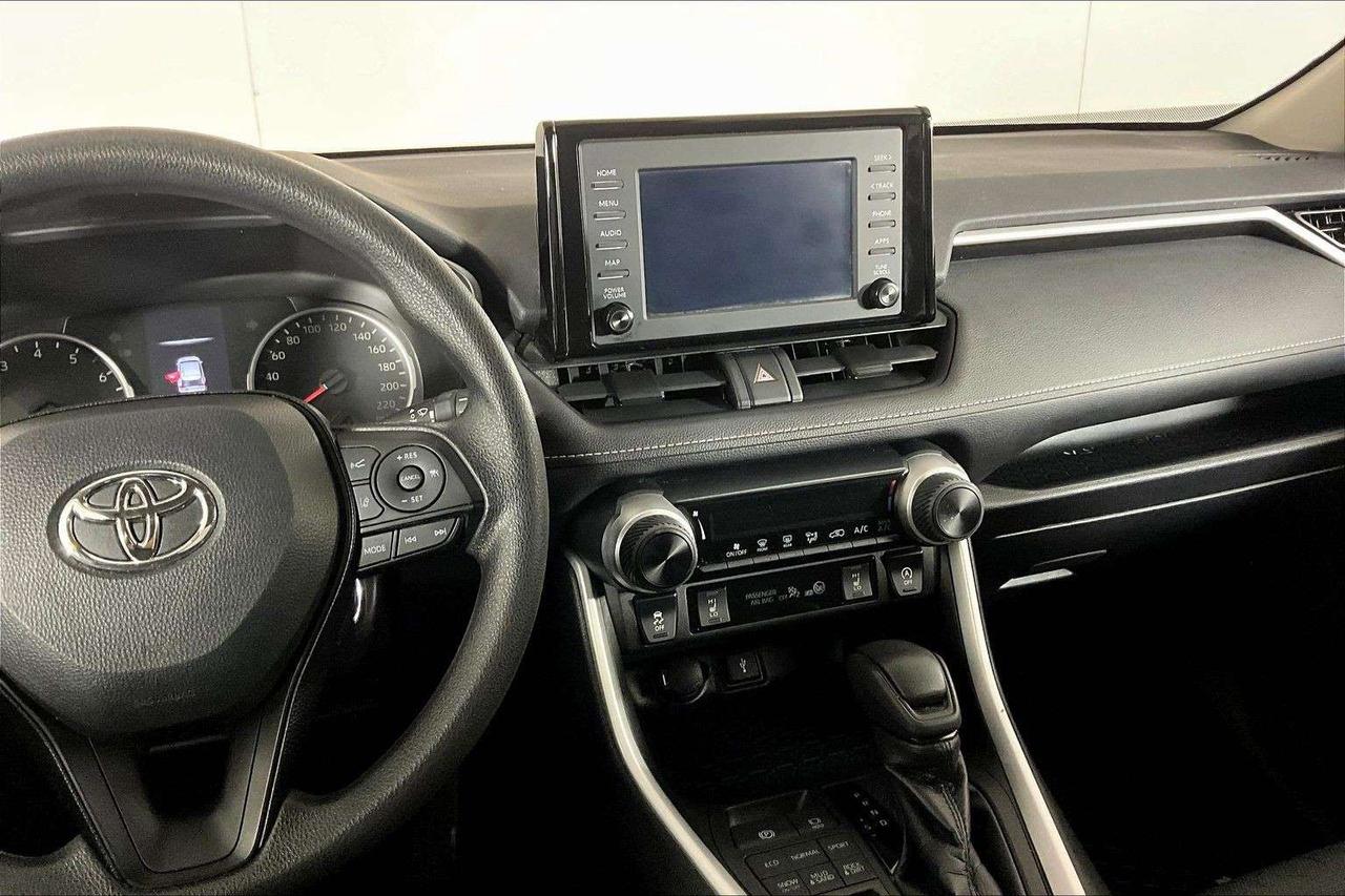 2021 Toyota RAV4 LE AWD Photo