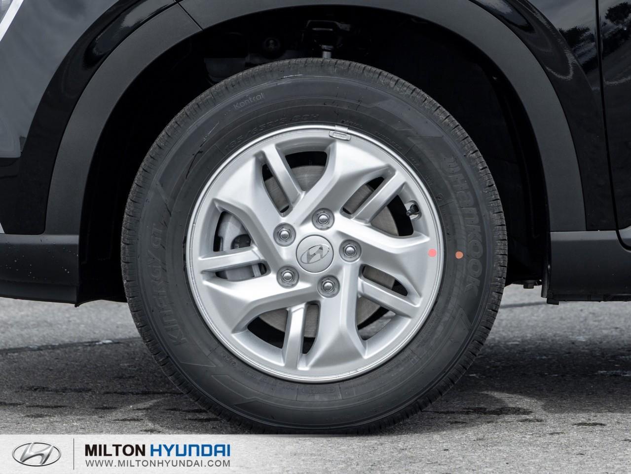2026 Hyundai Venue Preferred 4dr Front-Wheel Drive Photo3