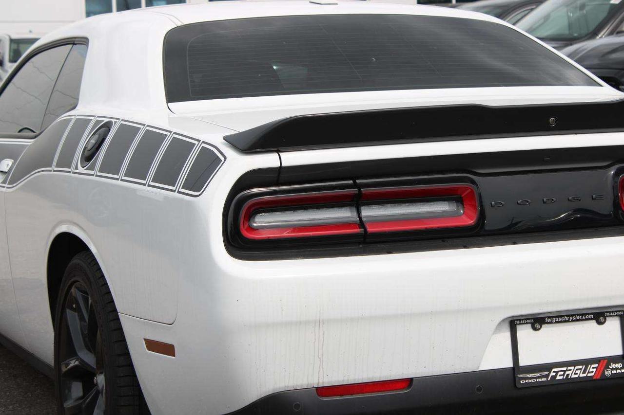 2022 Dodge Challenger R/T  6SpeedManual Gps SiriusXM Sunroof ReverseCame Photo