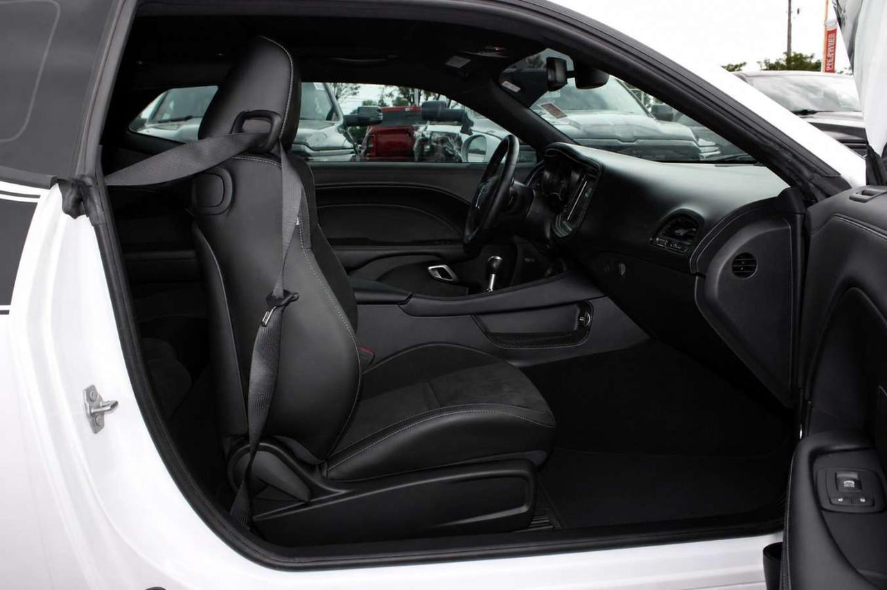 2022 Dodge Challenger R/T  6SpeedManual Gps SiriusXM Sunroof ReverseCame Photo