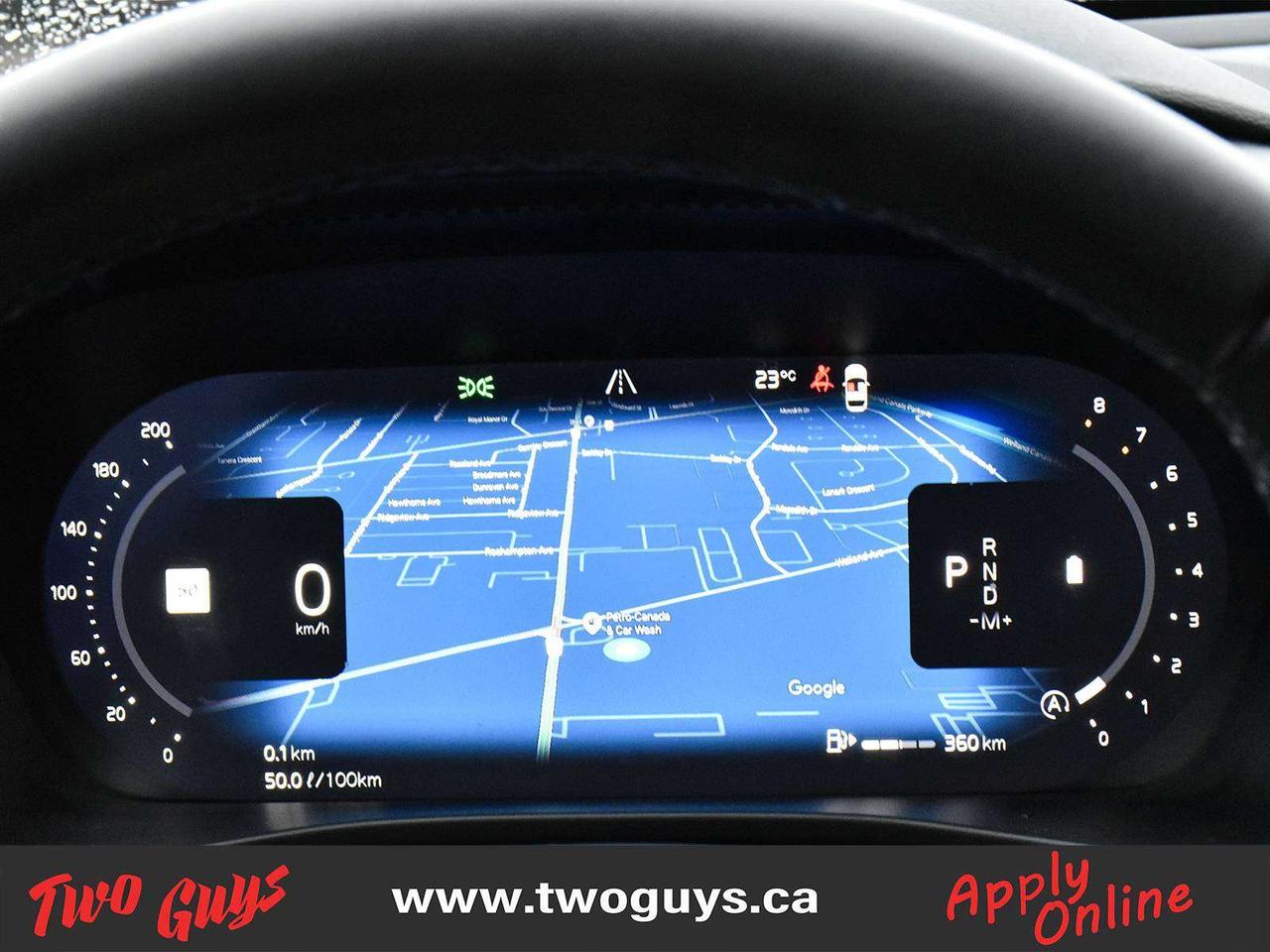 2025 Volvo XC40 Ultra Bright Theme AWD Leather Photo