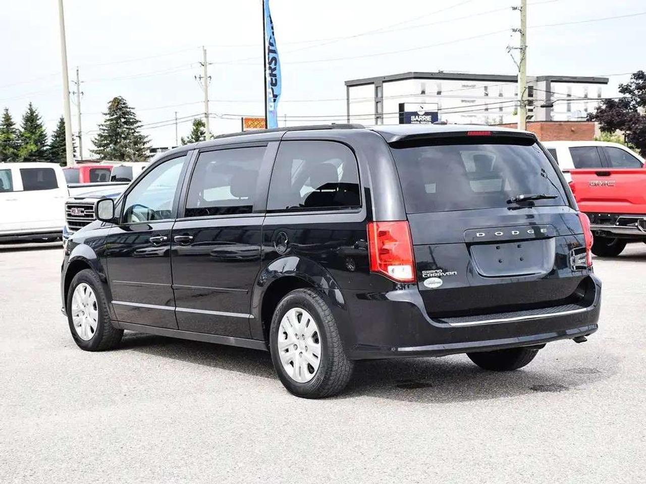 2017 Dodge Grand Caravan SXT ~Heated Mirrors ~Bluetooth ~Stow N' Go ~A/C Photo