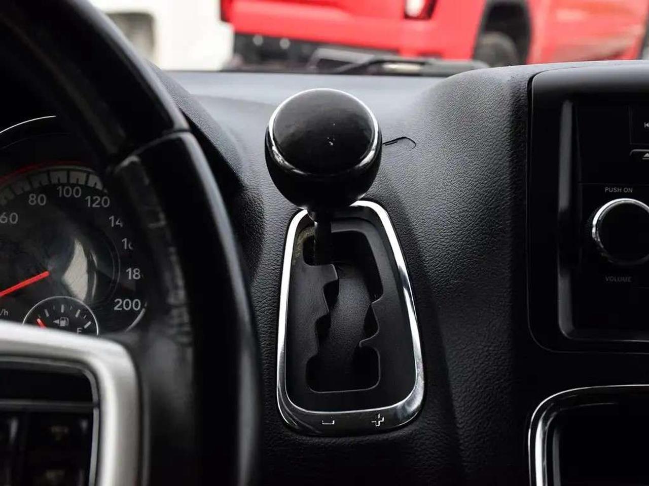 2017 Dodge Grand Caravan SXT ~Heated Mirrors ~Bluetooth ~Stow N' Go ~A/C Photo