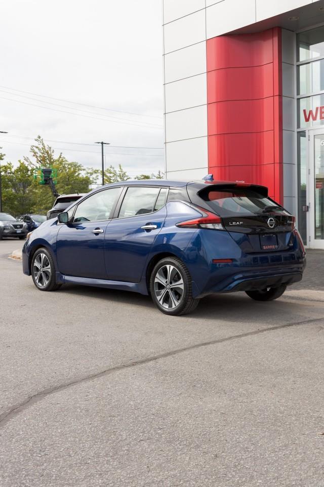2020 Nissan Leaf SV 4dr Hatchback Photo