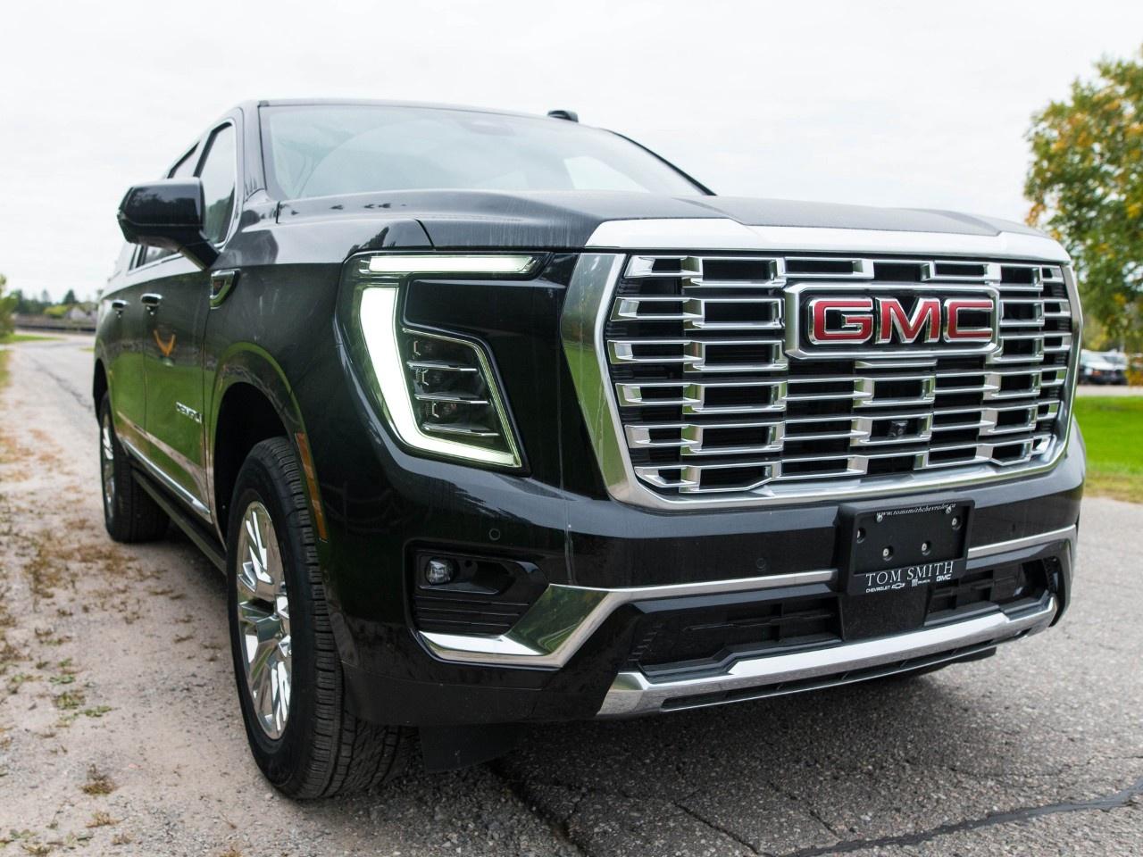 2025 GMC Yukon XL 4WD 4DR DENALI Photo