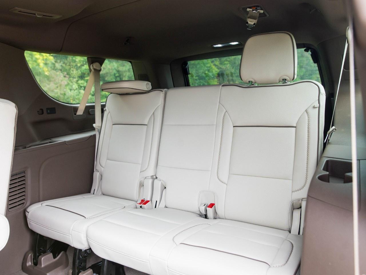 2025 GMC Yukon XL 4WD 4DR DENALI Photo