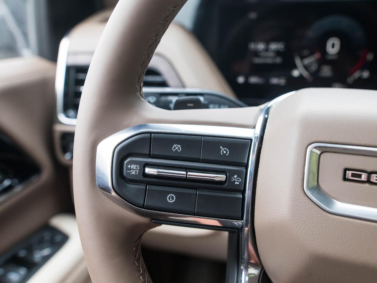 2025 GMC Yukon XL 4WD 4DR DENALI Photo