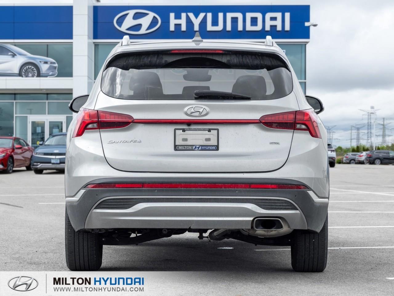 2023 Hyundai Santa Fe Preferred w/Trend Package 4dr All-Wheel Drive Photo