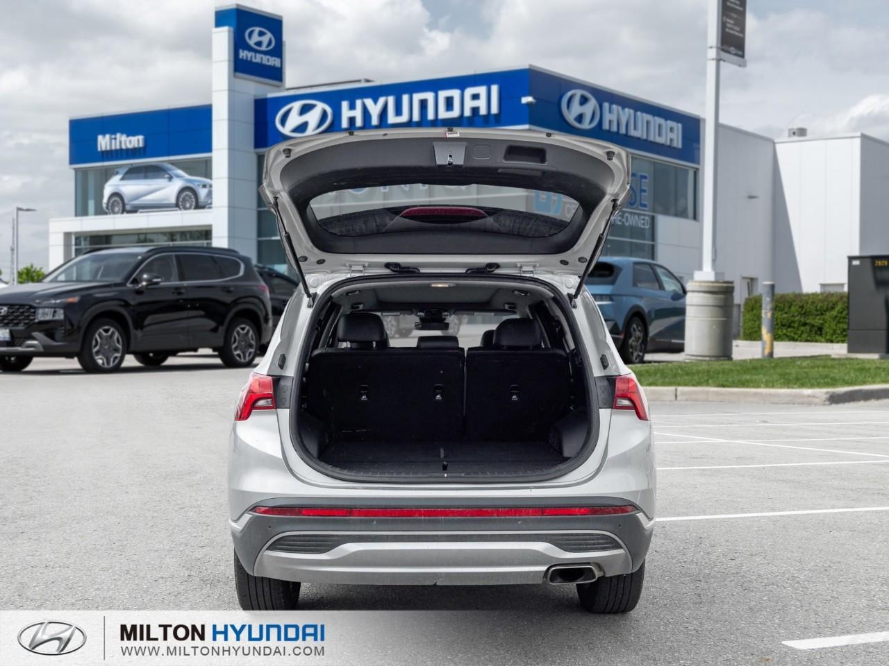 2023 Hyundai Santa Fe Preferred w/Trend Package 4dr All-Wheel Drive Photo