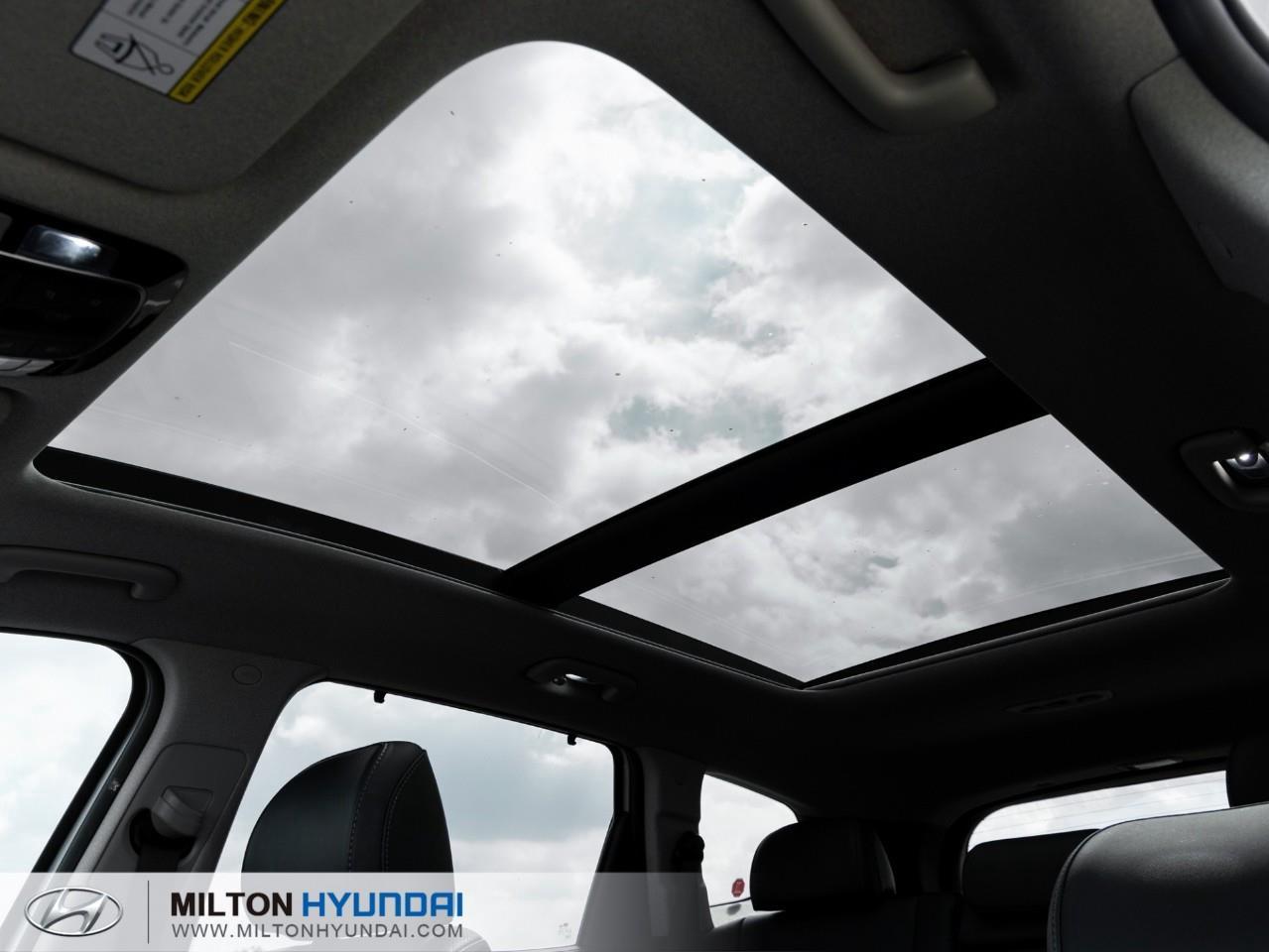2023 Hyundai Santa Fe Preferred w/Trend Package 4dr All-Wheel Drive Photo