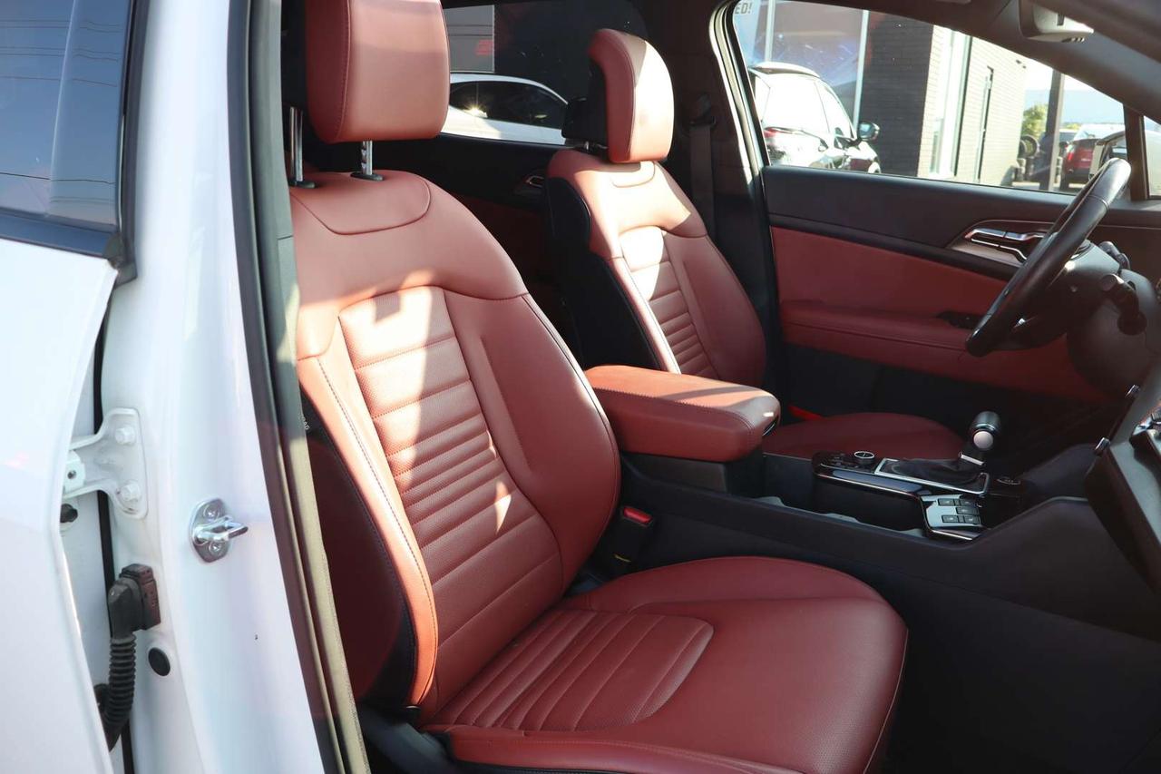 2023 Kia Sportage EX PREMIUM AWD   No Accident   Red Interior   One Owner Photo