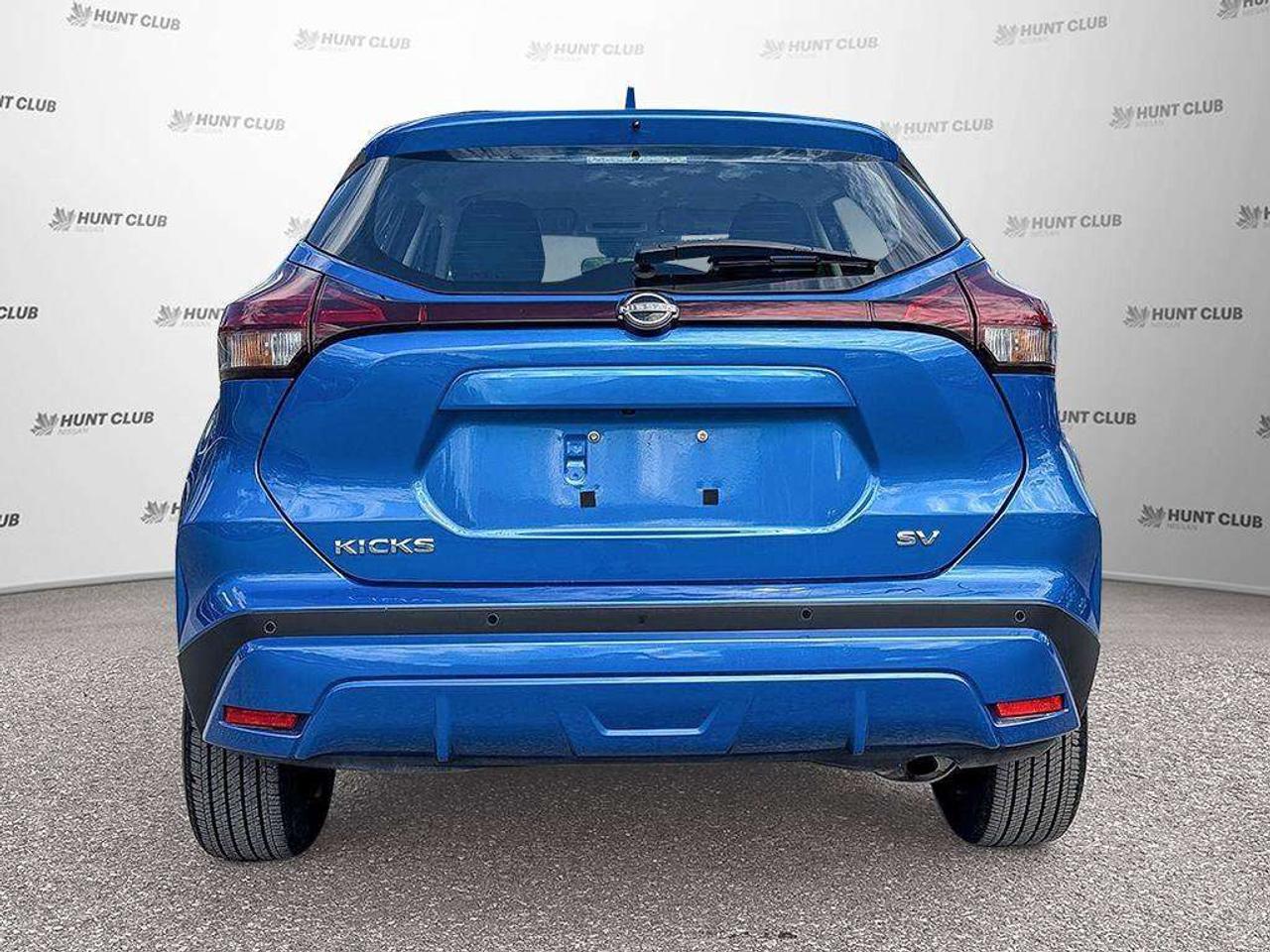 2024 Nissan Kicks SV Photo