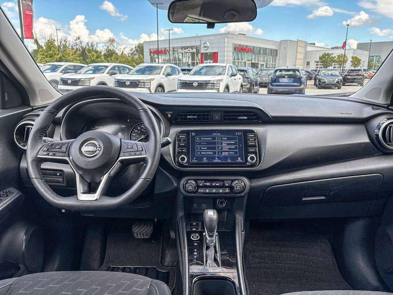 2024 Nissan Kicks SV Photo