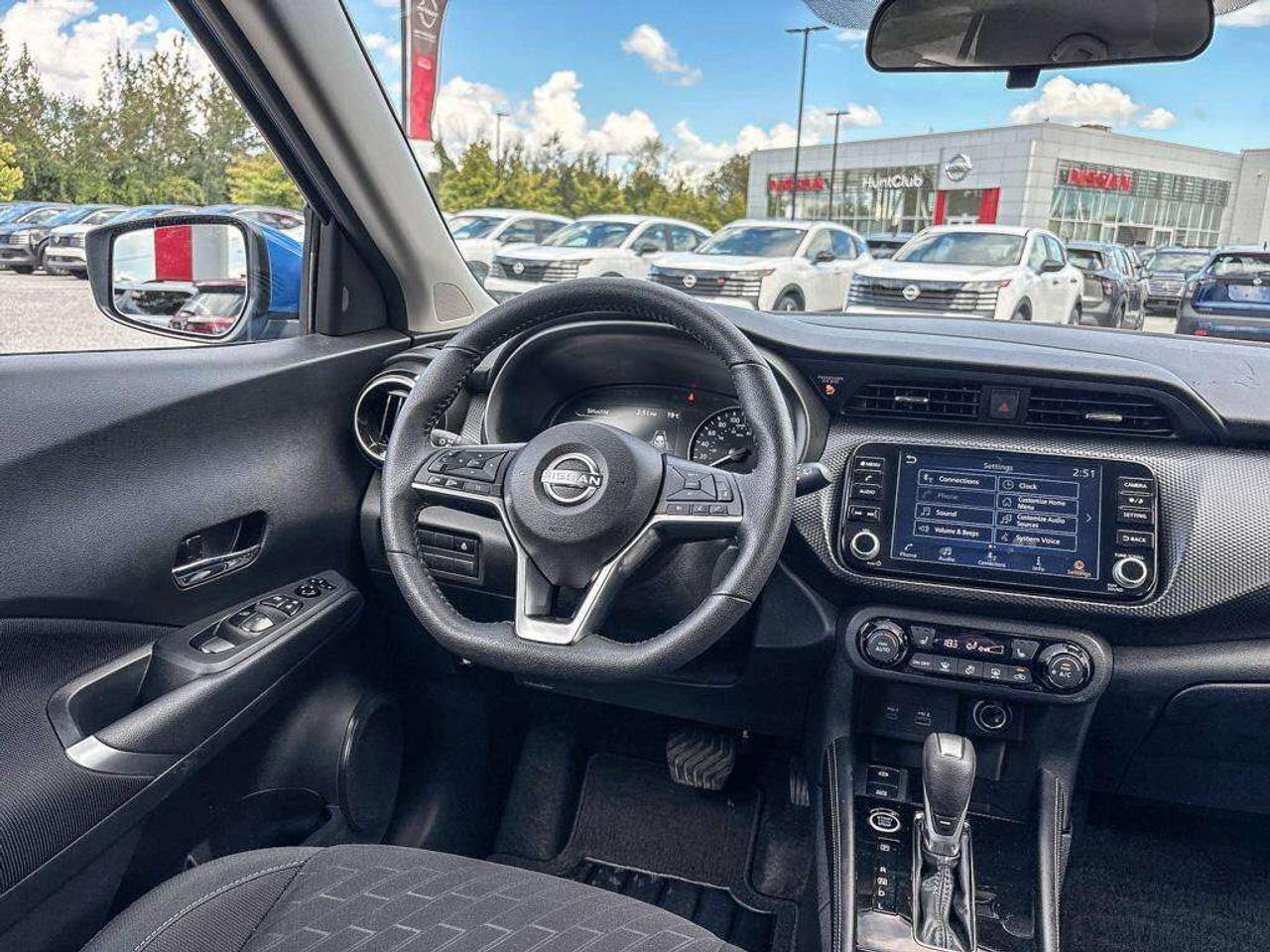 2024 Nissan Kicks SV Photo