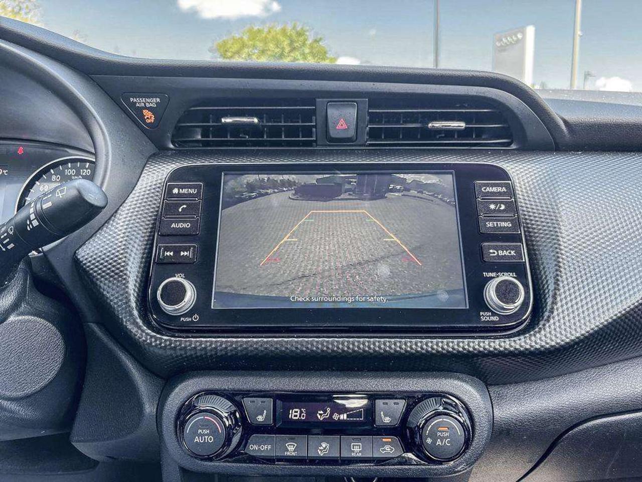 2024 Nissan Kicks SV Photo