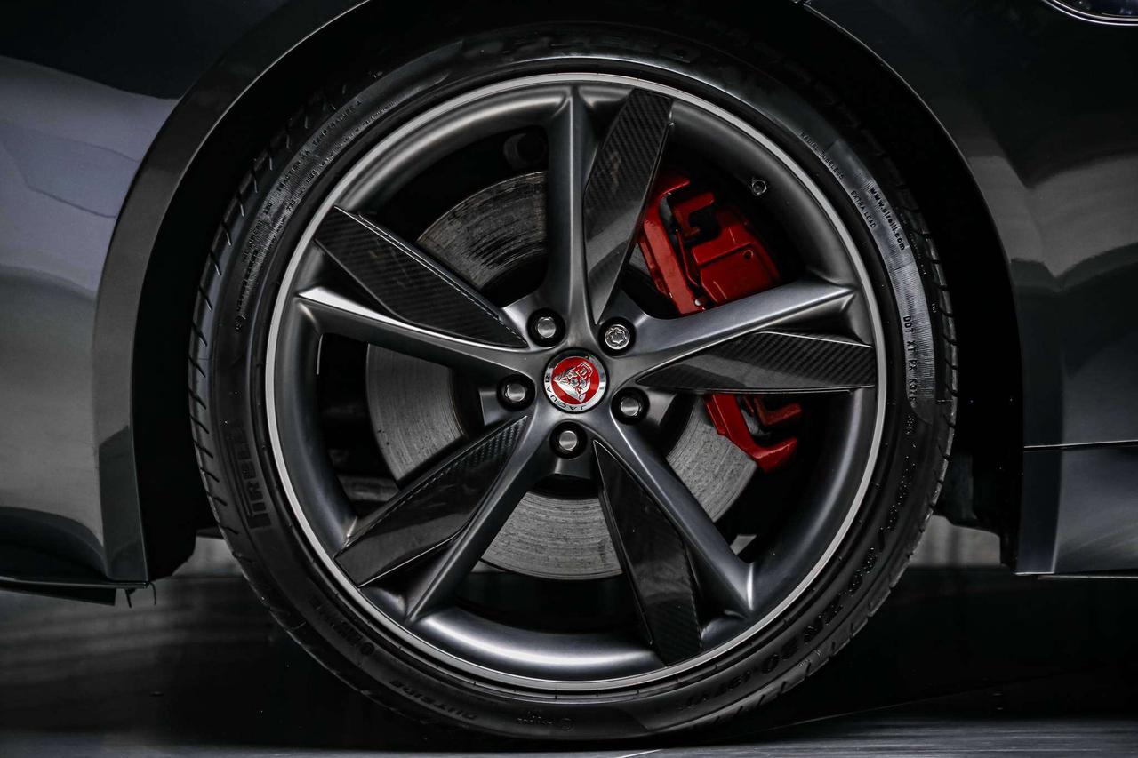 2017 Jaguar F-Type S COUPE AWD 380HP NOACCIDENT SERVICED LOWKMS Photo