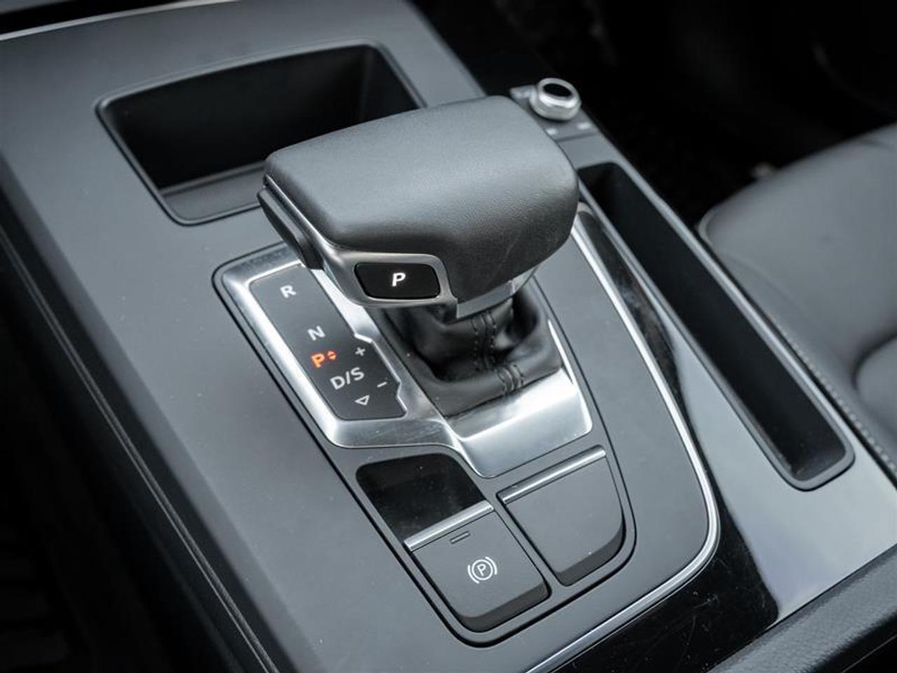 2025 Audi Q5 40 4dr All-Wheel Drive quattro Sport Utility Photo