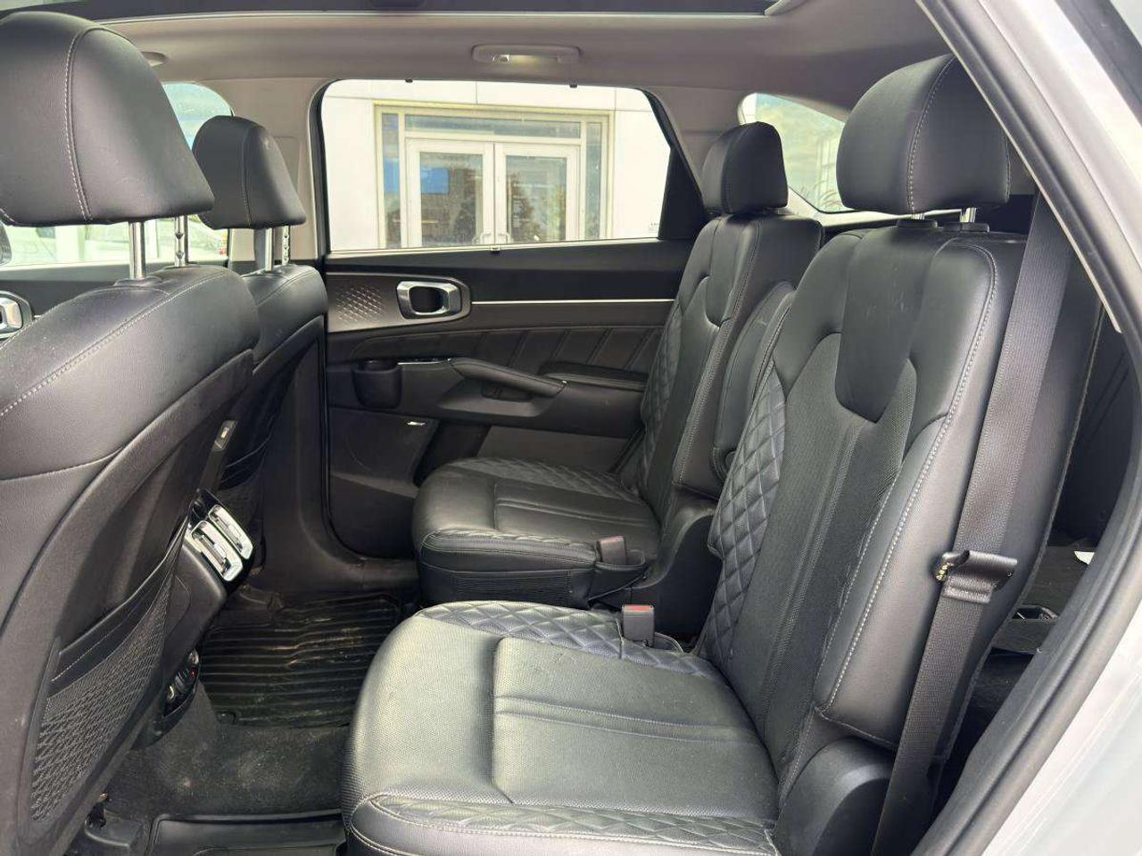 2023 Kia Sorento SX Photo