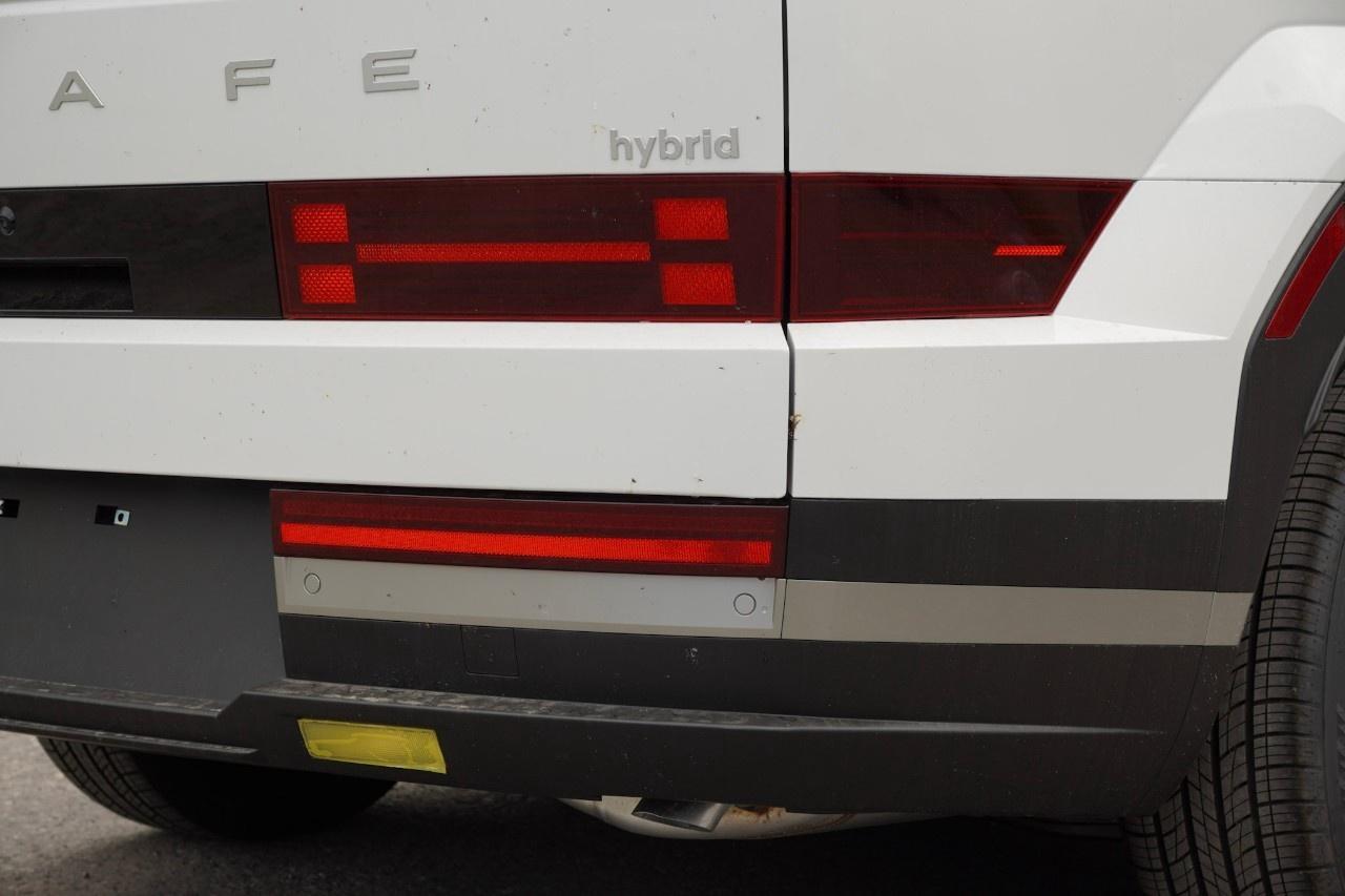 2027 Hyundai Santa Fe Hybrid Preferred AWD Photo