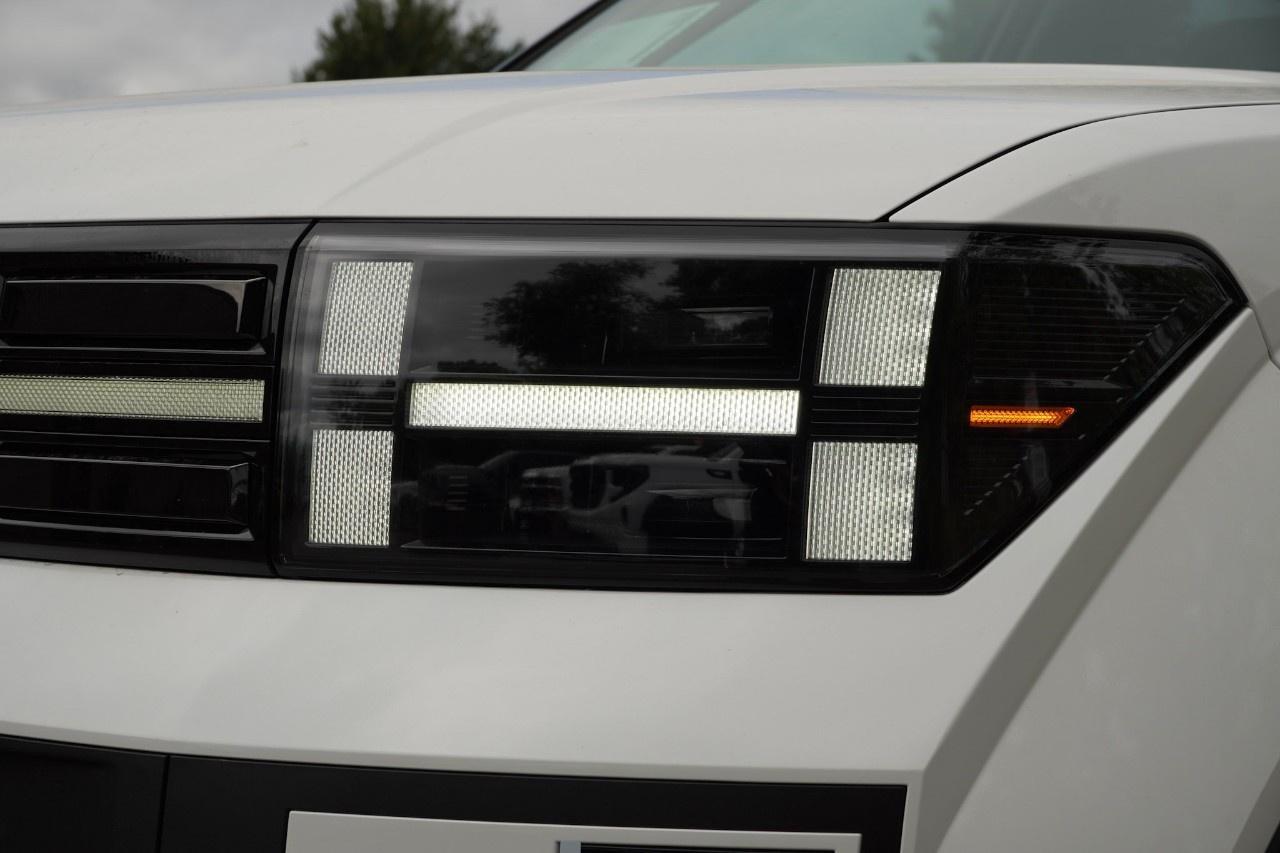 2027 Hyundai Santa Fe Hybrid Preferred AWD Photo
