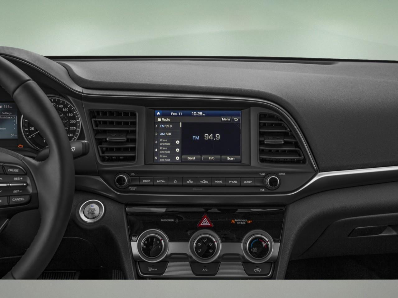 2020 Hyundai Elantra PREFERRED 4DR SEDAN Photo