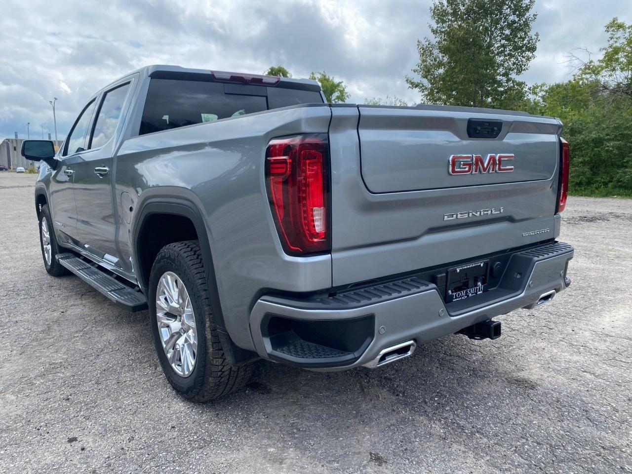 2025 GMC Sierra 1500 Crew Cab Short Box 4-Wheel Drive Denali Photo