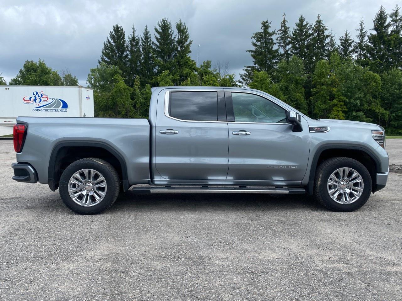 2025 GMC Sierra 1500 Crew Cab Short Box 4-Wheel Drive Denali Photo