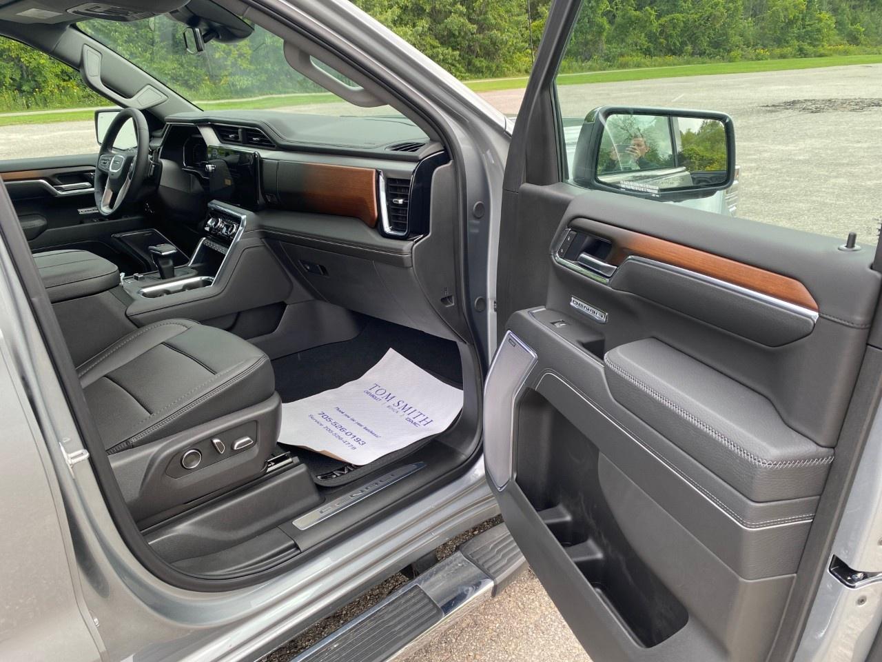 2025 GMC Sierra 1500 Crew Cab Short Box 4-Wheel Drive Denali Photo