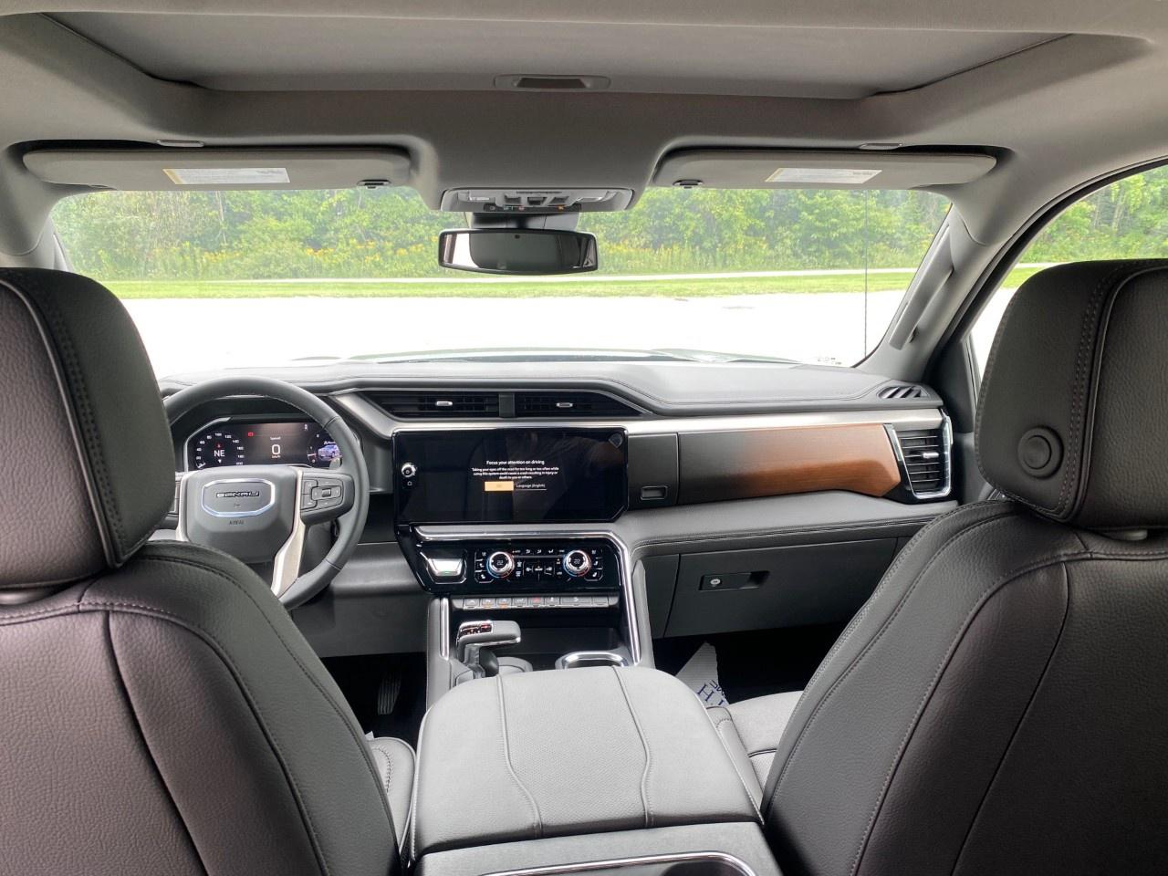2025 GMC Sierra 1500 Crew Cab Short Box 4-Wheel Drive Denali Photo