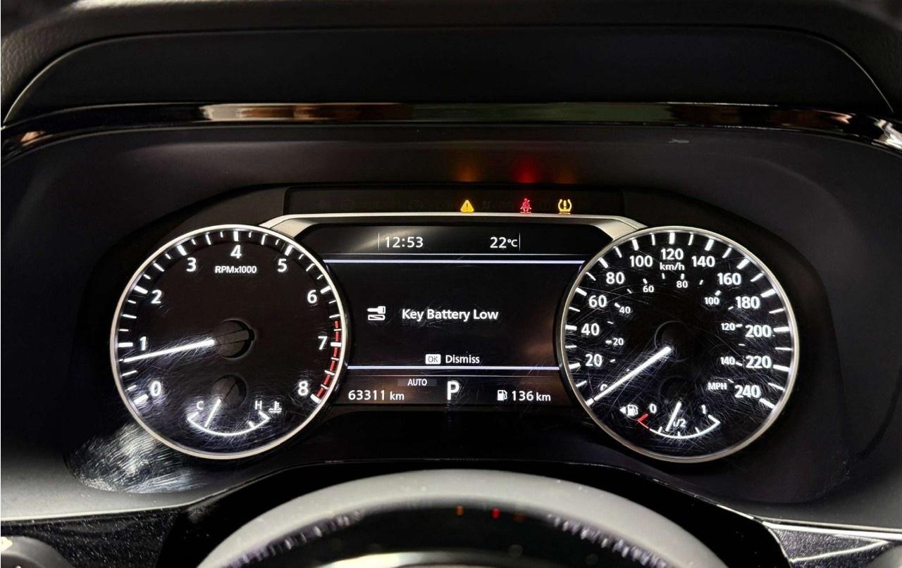 2023 Nissan Pathfinder SL 4WD Photo