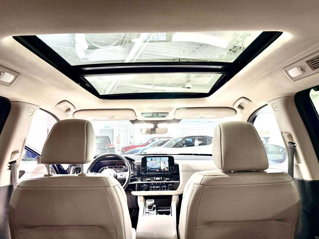 2023 Nissan Pathfinder SL 4WD Photo