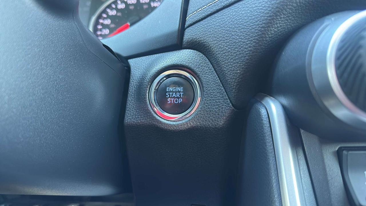 2019 Toyota RAV4 XLE Photo