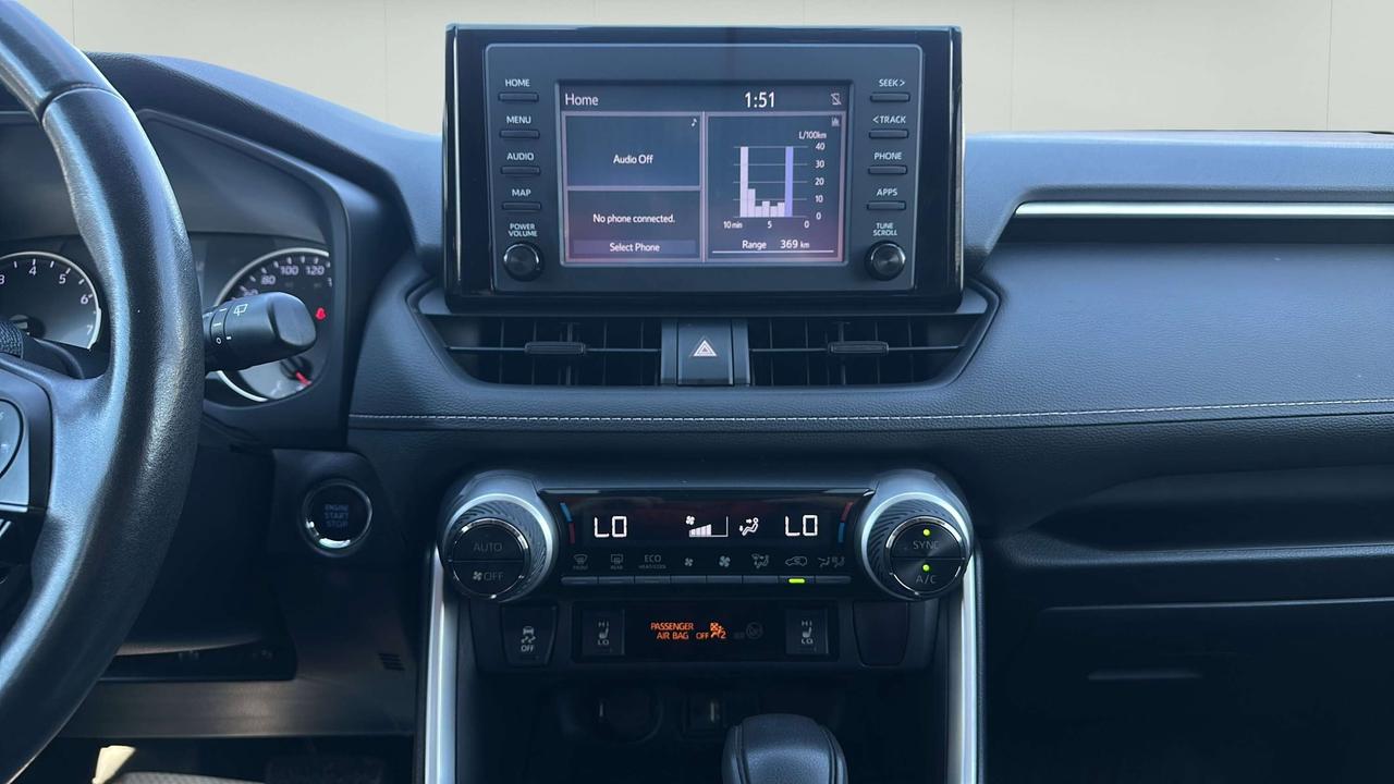 2019 Toyota RAV4 XLE Photo