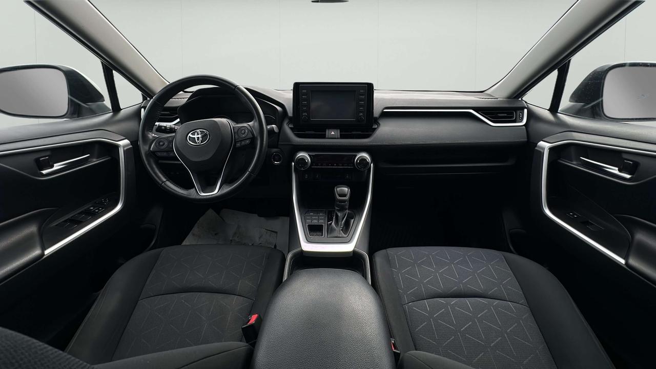 2019 Toyota RAV4 XLE Photo