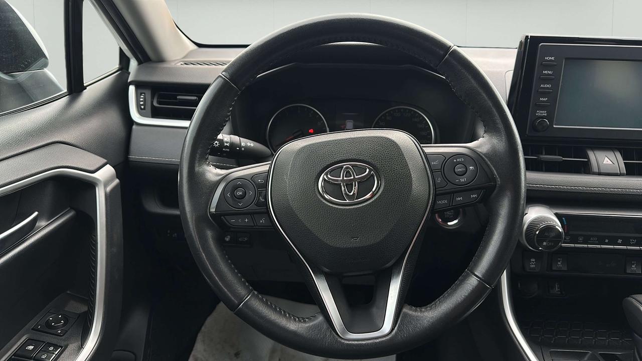 2019 Toyota RAV4 XLE Photo