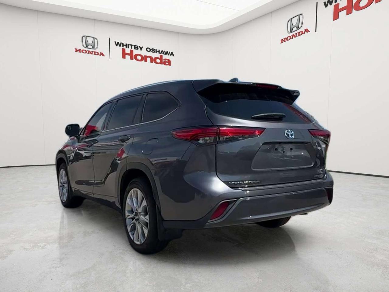 2020 Toyota Highlander LIMITED  Photo