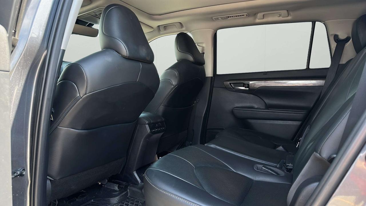2020 Toyota Highlander LIMITED  Photo